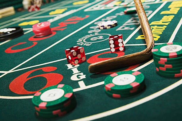 Live dealer blackjack table at qqbet88 studio